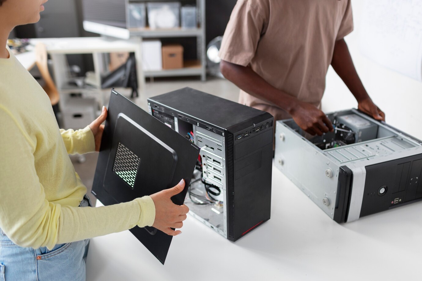people-repairing-computer-chips_23-2150880959